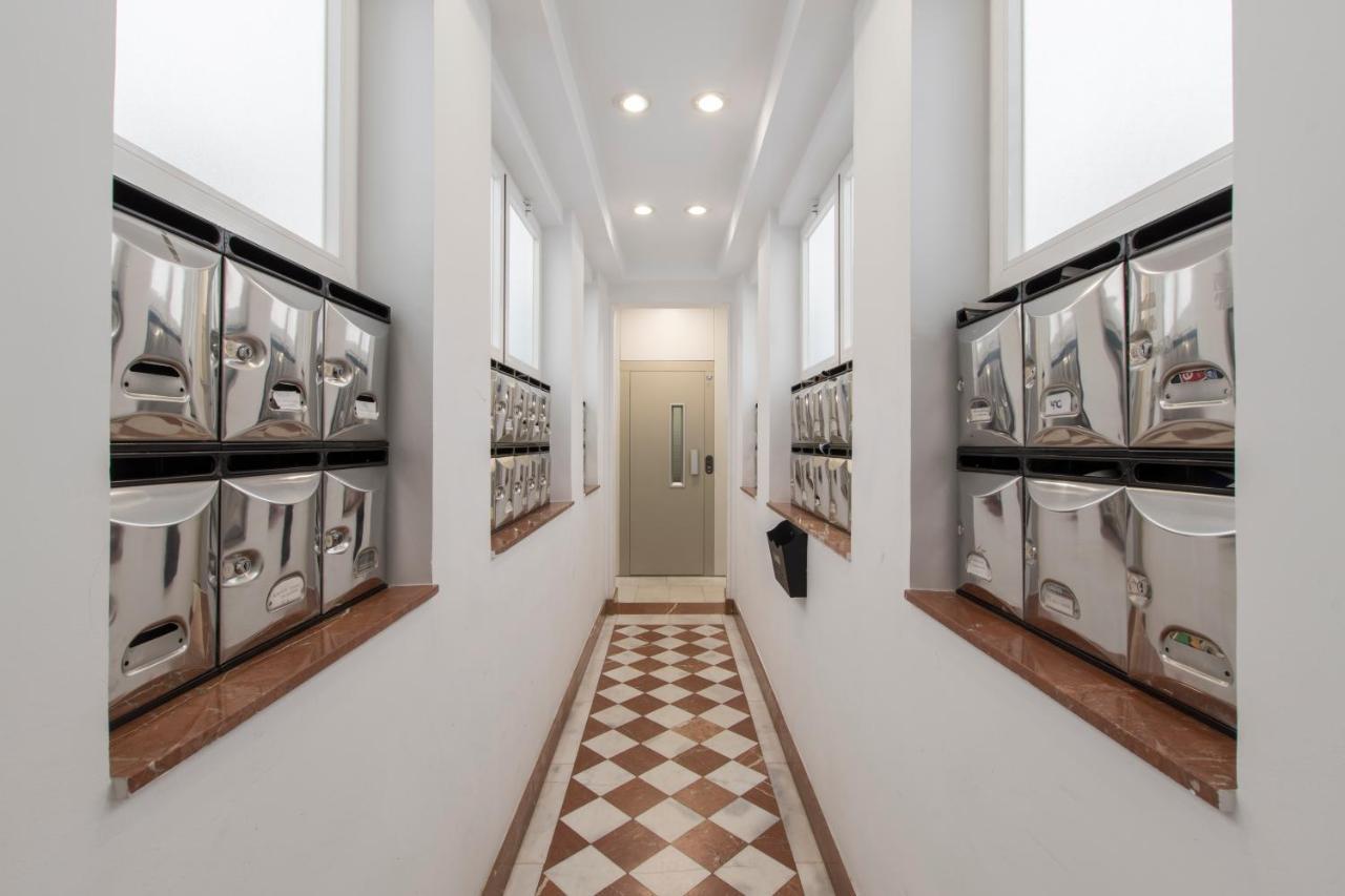 Fee4Me. Elegant Flat A Few Minutes From Atocha. Apartment มาดริด ภายนอก รูปภาพ